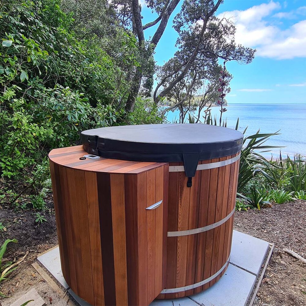 Small Round Electric Package - Cedar Hot Tub