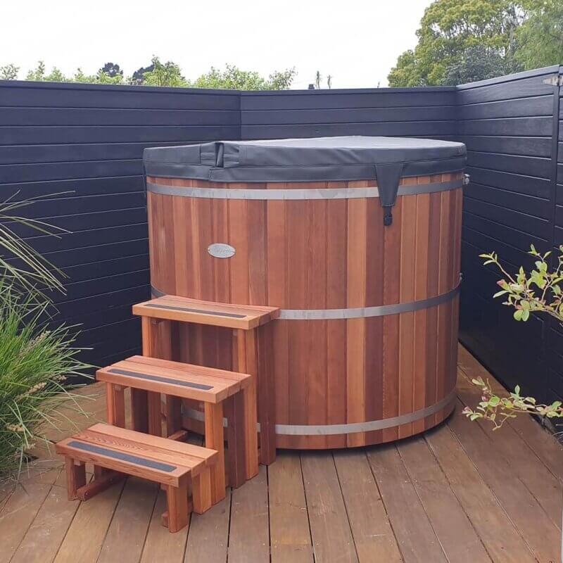 Small Round Woodfired Package Cedar Hot Tub