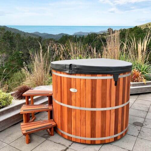 Small Round Electric Package Cedar Hot Tub